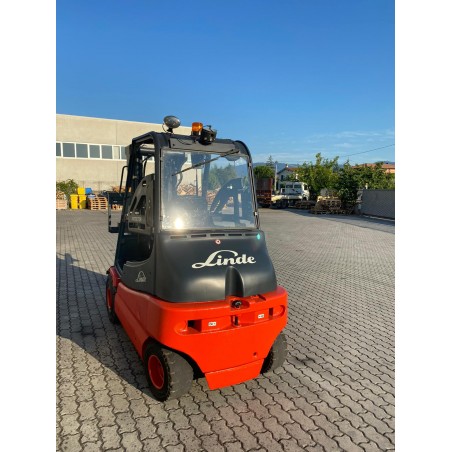 Carrello elevatore Linde E30